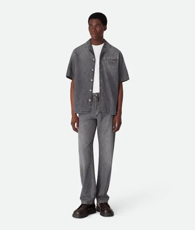 Bottega Veneta Gerade Jeans Mit Schwarzer Vintage-waschung In Black