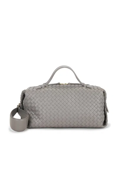 Bottega Veneta Gioco Shoulder Bag In Gray