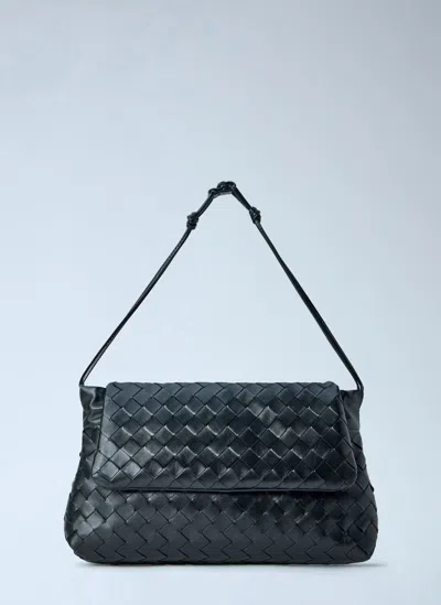 Bottega Veneta Giorno Handbag In Black