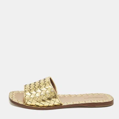 Pre-owned Bottega Veneta Gold Intrecciato Leather Ravello Flat Slides Size 38