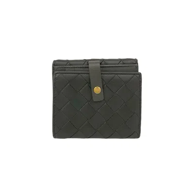 Pre-owned Bottega Veneta Gray Leather Wallet (bi-fold) ()