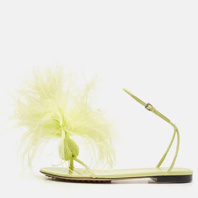 Pre-owned Bottega Veneta Green Feather And Leather Flat Slides Size 38