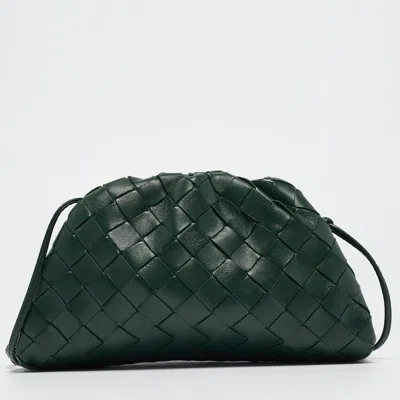 Pre-owned Bottega Veneta Green Intrecciato Leather Mini The Pouch Bag