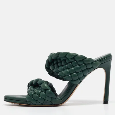 Pre-owned Bottega Veneta Green Leather Braided Accents Slides Size 40.5
