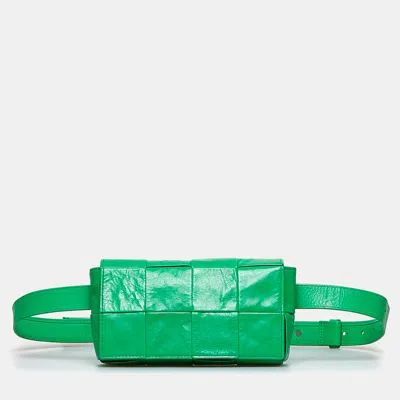 Pre-owned Bottega Veneta Green Mini Nappa Intrecciato Cassette Belt Bag