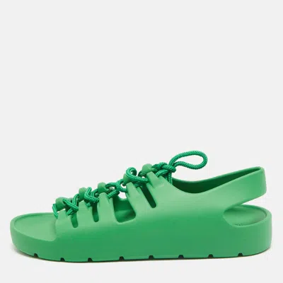 Pre-owned Bottega Veneta Green Rubber Lace Up Flat Sandals Size 41