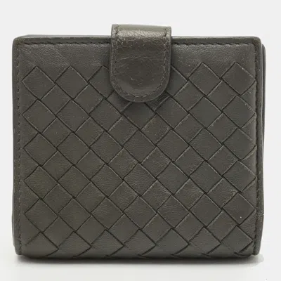 Pre-owned Bottega Veneta Grey Intrecciato Leather Flap French Wallet In Gray
