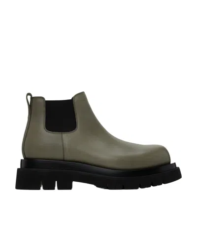 Bottega Veneta Grooved Chelsea Boots In Green