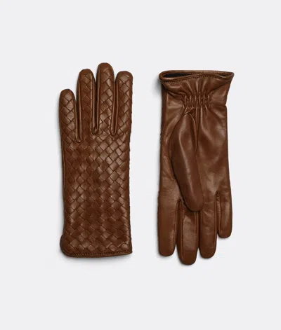 Bottega Veneta Gants En Cuir Intrecciato In Brown