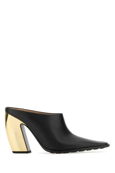 Bottega Veneta Heeled Shoes In Black/gold