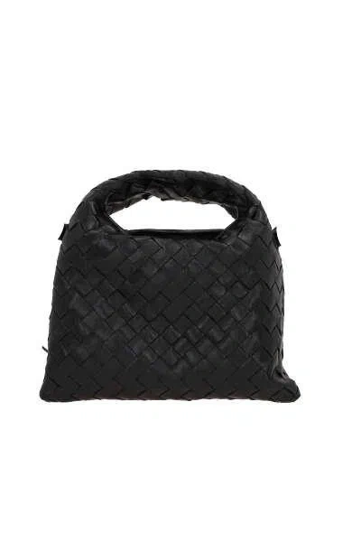 Bottega Veneta Hop Bag In Black