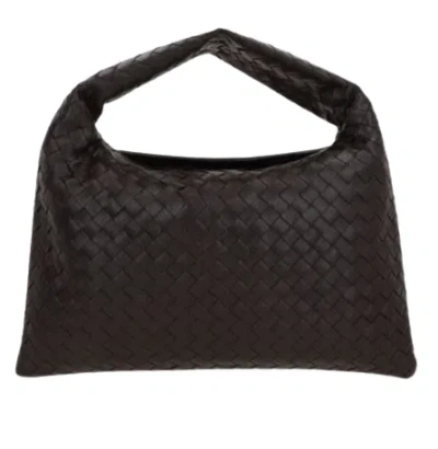 Bottega Veneta Hop Leather Shoulder Bag In Black