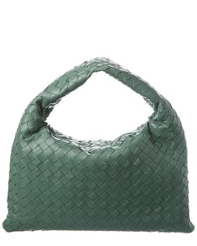 Bottega Veneta Small Hop Shoulder Bag In Intrecciato Leather In Green