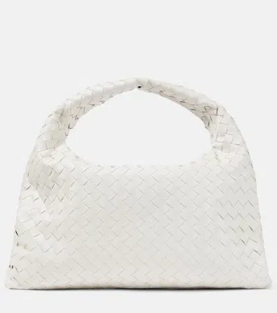 Bottega Veneta Hop Small Leather Shoulder Bag In Ivory