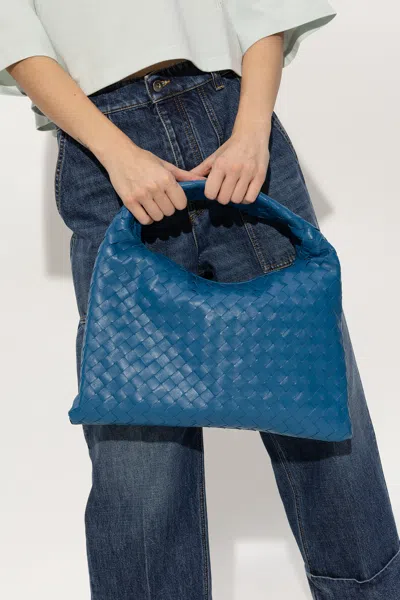 Bottega Veneta Hop Small Shoulder Bag In Blue