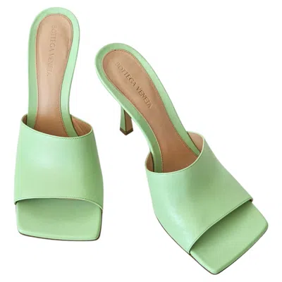 Pre-owned Bottega Veneta Iconic  Stretch Mules Pistachio Green Leather Square Toe 90 U10 40