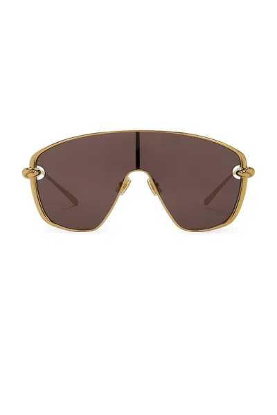 Bottega Veneta Icons Knot Shield Sunglasses In Gold & Smoke