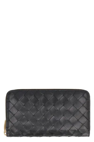 Bottega Veneta Leather Zip-around Wallet In Black