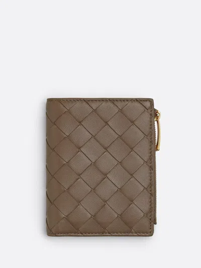Bottega Veneta `intrecciato 15 Small Bi-fold Wallet` In Brown