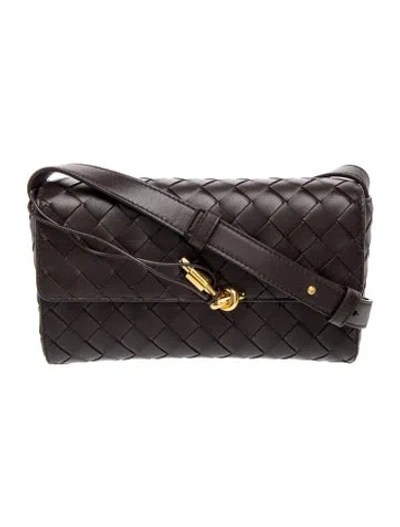 Pre-owned Bottega Veneta Intrecciato Andiamo Clutch In Black