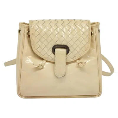 Pre-owned Bottega Veneta Intrecciato Beige Patent Leather Backpack Bag () In Sand