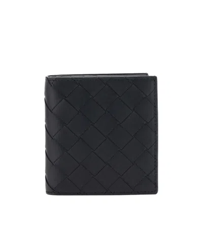 Bottega Veneta Bi-fold Intrecciato Leather Wallet In Black
