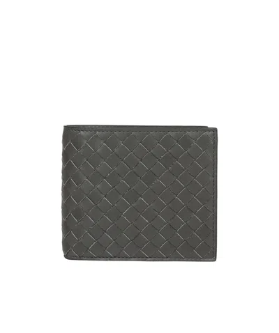 Bottega Veneta Intrecciato Bi-fold Wallet In Black