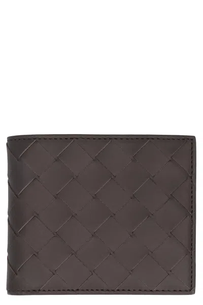 Bottega Veneta Intrecciato Bi-fold Wallet In Brown