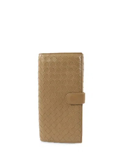 Pre-owned Bottega Veneta Intrecciato Bifold Wallet In Neutrals