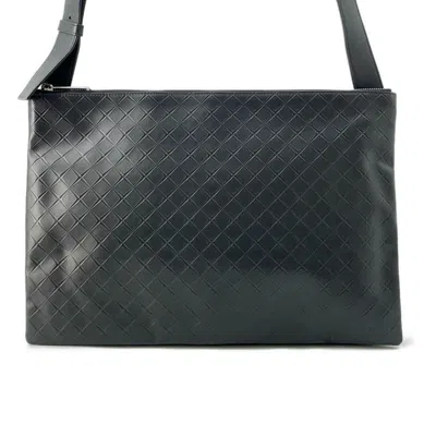 Pre-owned Bottega Veneta Intrecciato Black Leather Messenger Bag Shoulder Bag ()