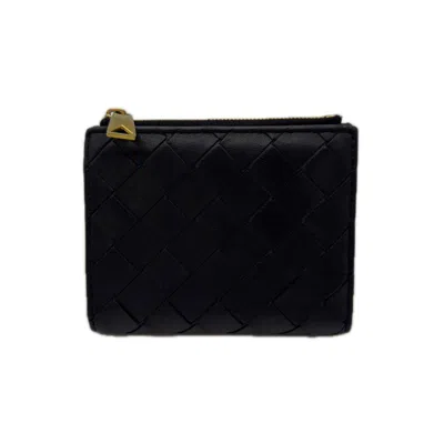 Pre-owned Bottega Veneta Intrecciato Black Leather Wallet (bi-fold) ()
