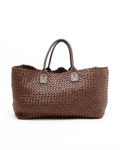 Bottega Veneta Intrecciato Cabat Gm Tote Bag In Brown