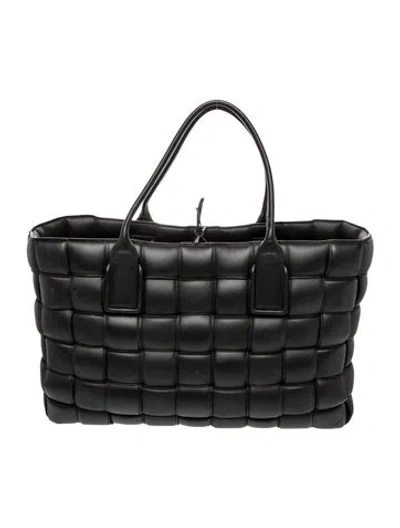 Pre-owned Bottega Veneta Intrecciato Cabat Maxi In Black