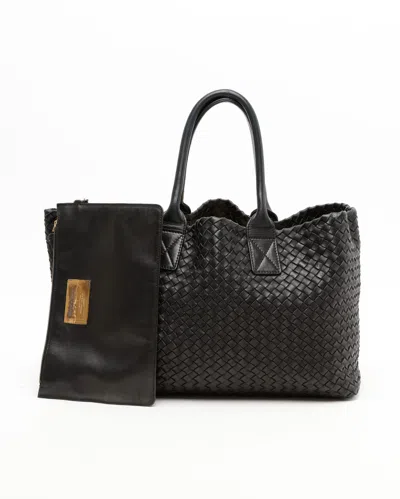 Bottega Veneta Intrecciato Cabat Mm Tote Bag In Black