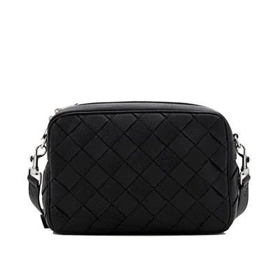 Bottega Veneta Intrecciato Camera Bag In Black
