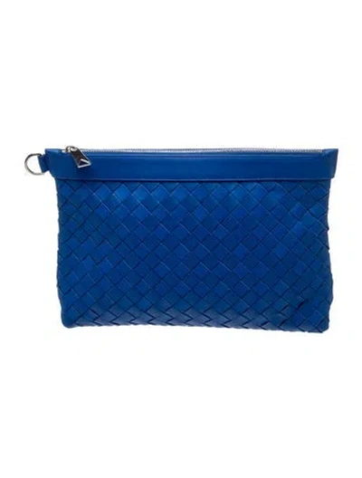 Pre-owned Bottega Veneta Intrecciato Clutch In Blue
