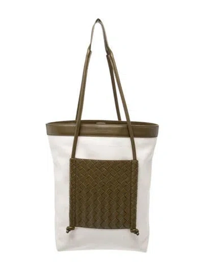 Pre-owned Bottega Veneta Intrecciato Clutch In Green
