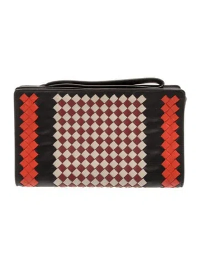 Pre-owned Bottega Veneta Intrecciato Clutch In Red