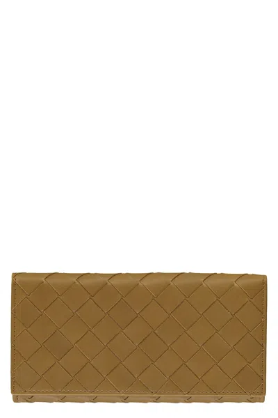 Bottega Veneta Intrecciato Continental Wallet In Brown