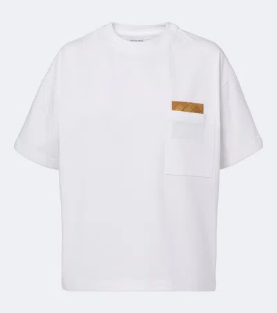 Bottega Veneta Carry Over Tee Intreccio Detail On Pocket In White