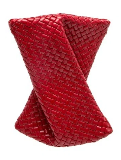Pre-owned Bottega Veneta Intrecciato Crisscross Clutch In Red