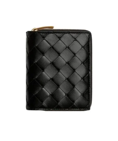Bottega Veneta Small Intrecciato Tri-fold Zip Wallet In Black