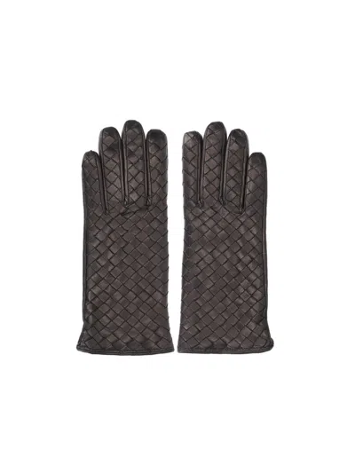 Bottega Veneta Intrecciato Gloves In Black
