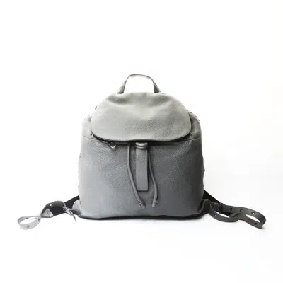 Pre-owned Bottega Veneta Intrecciato Gray Leather Backpack ()