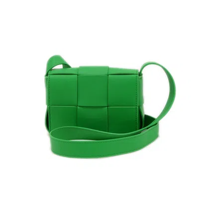 Pre-owned Bottega Veneta Intrecciato Green Intrecciato Shoulder Bag ()