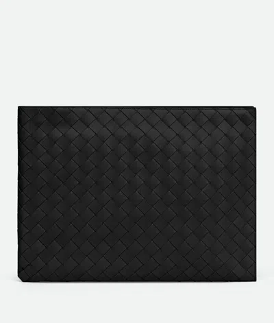 Bottega Veneta Intrecciato Half Zip Pouch In Noir