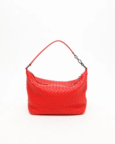 Bottega Veneta Intrecciato Hobo Bag In Red