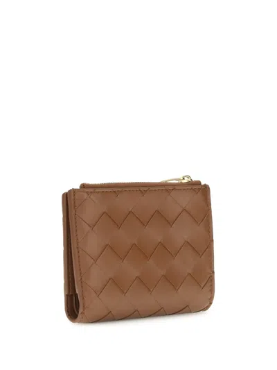 Bottega Veneta Intrecciato Lambskin Wallet In Brown