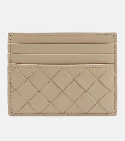 Bottega Veneta Intrecciato Leather Card Holder In Sand