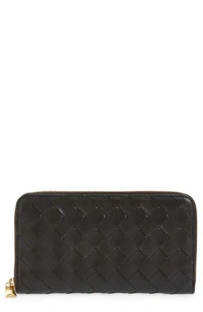 Bottega Veneta Intrecciato Leather Continental Wallet In Black